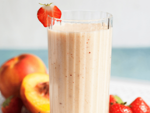 Receta Batido con Cereal Infantil con Leche CERELAC con Fresa y Melocotón