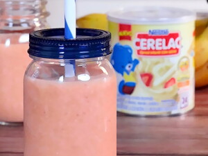 Batido de Banana y Papaya con Cerelac®
