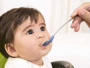 Diferencias de la flora intestinal entre los bebés nacidos por parto natural y cesárea Diferencias de la flora intestinal entre los bebés nacidos por parto natural y cesárea