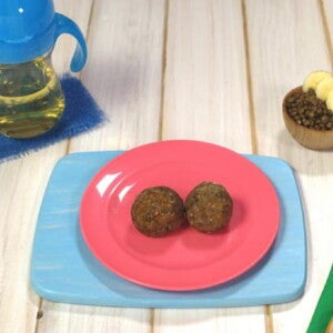 Bolitas de lenteja con cereal y plátano Bolitas de lenteja con cereal y plátano