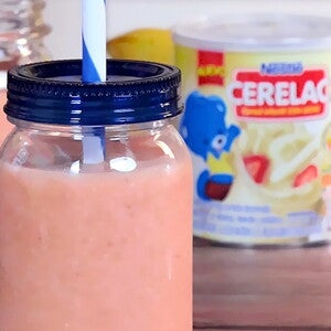 Batido de Banana y Papaya con Cerelac®