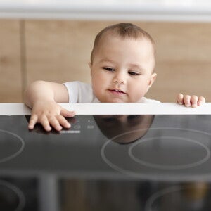 como_crear_un_espacio_a_prueba_de_bebes_nestle_mom_me